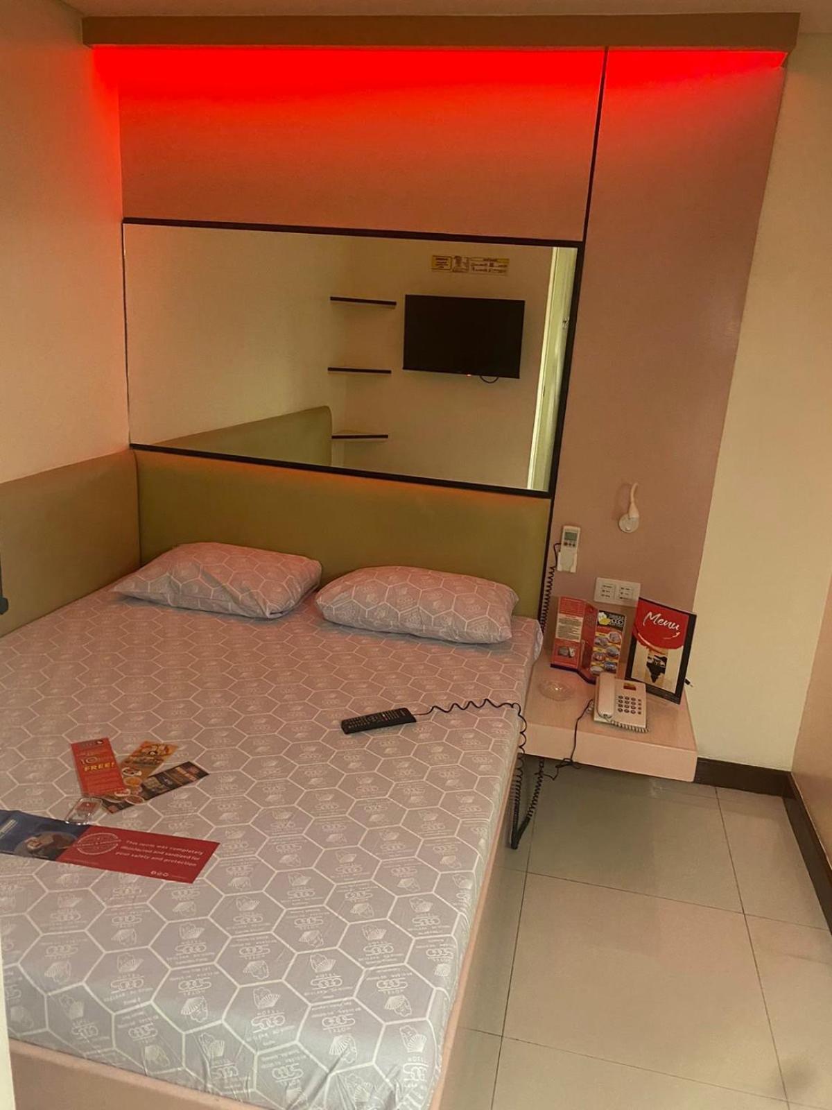 Hotel Sogo Malate Manila Esterno foto