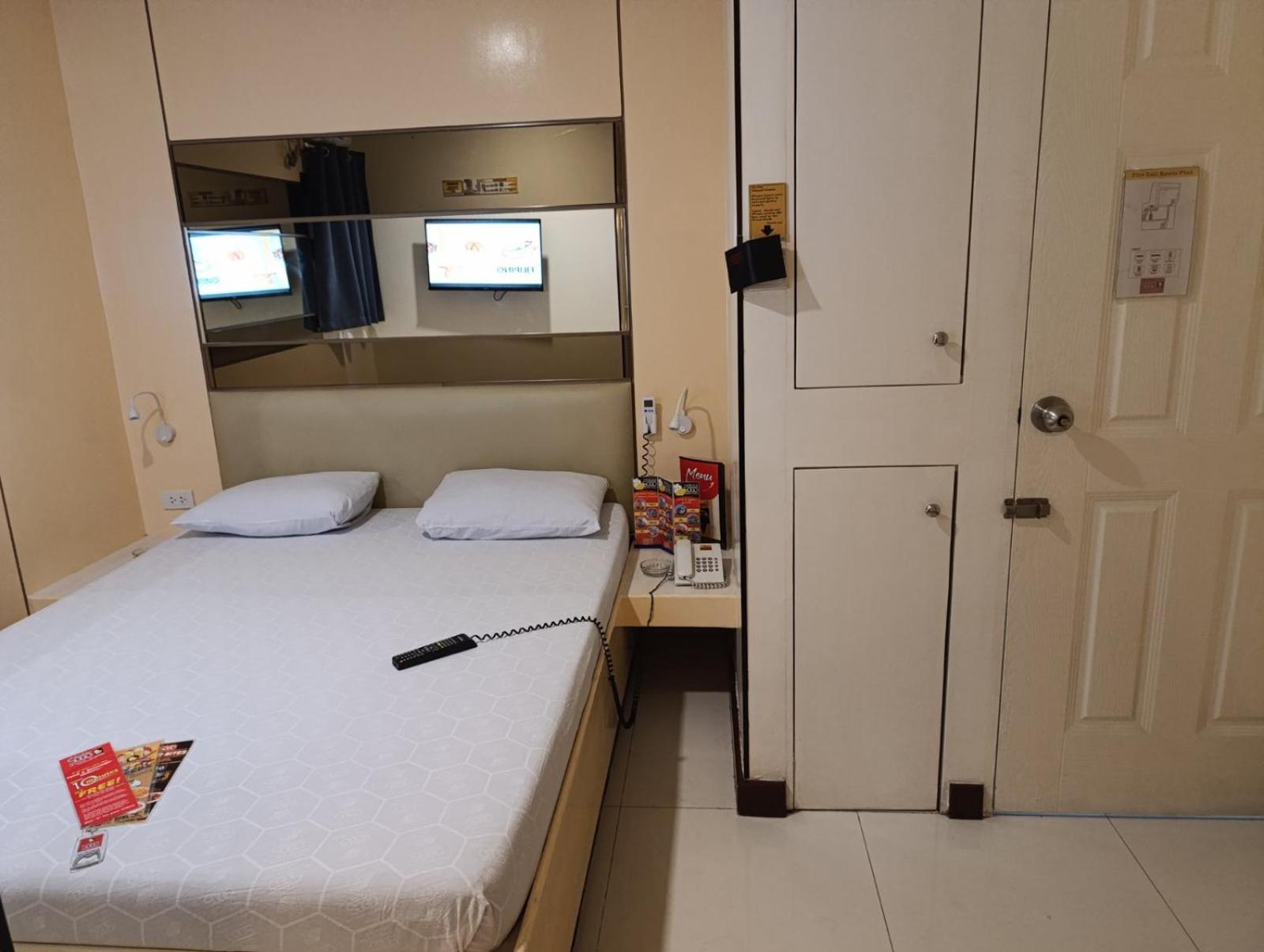 Hotel Sogo Malate Manila Esterno foto