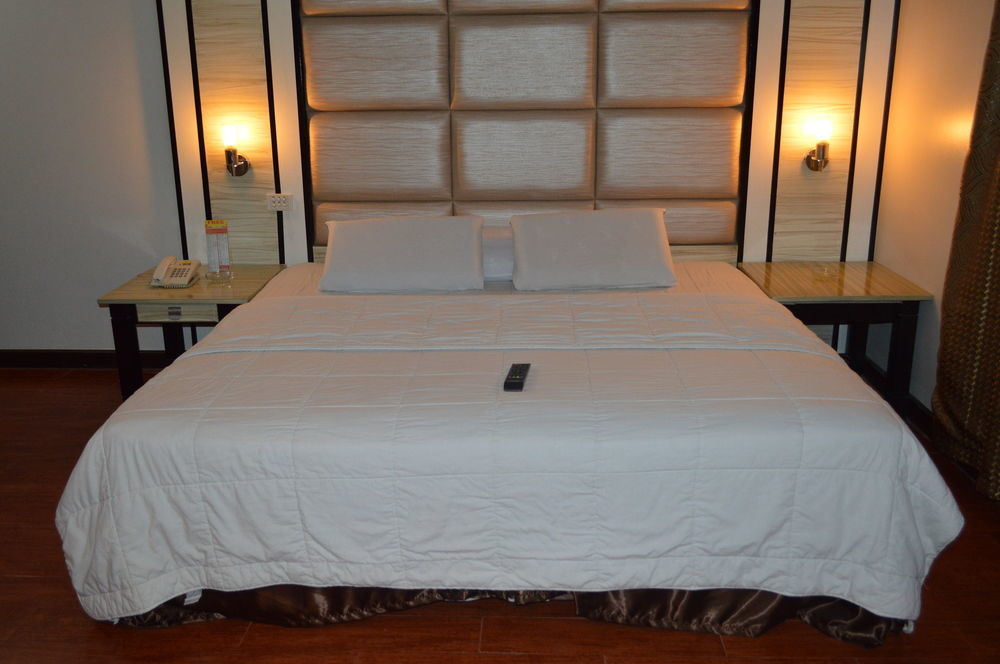 Hotel Sogo Malate Manila Esterno foto