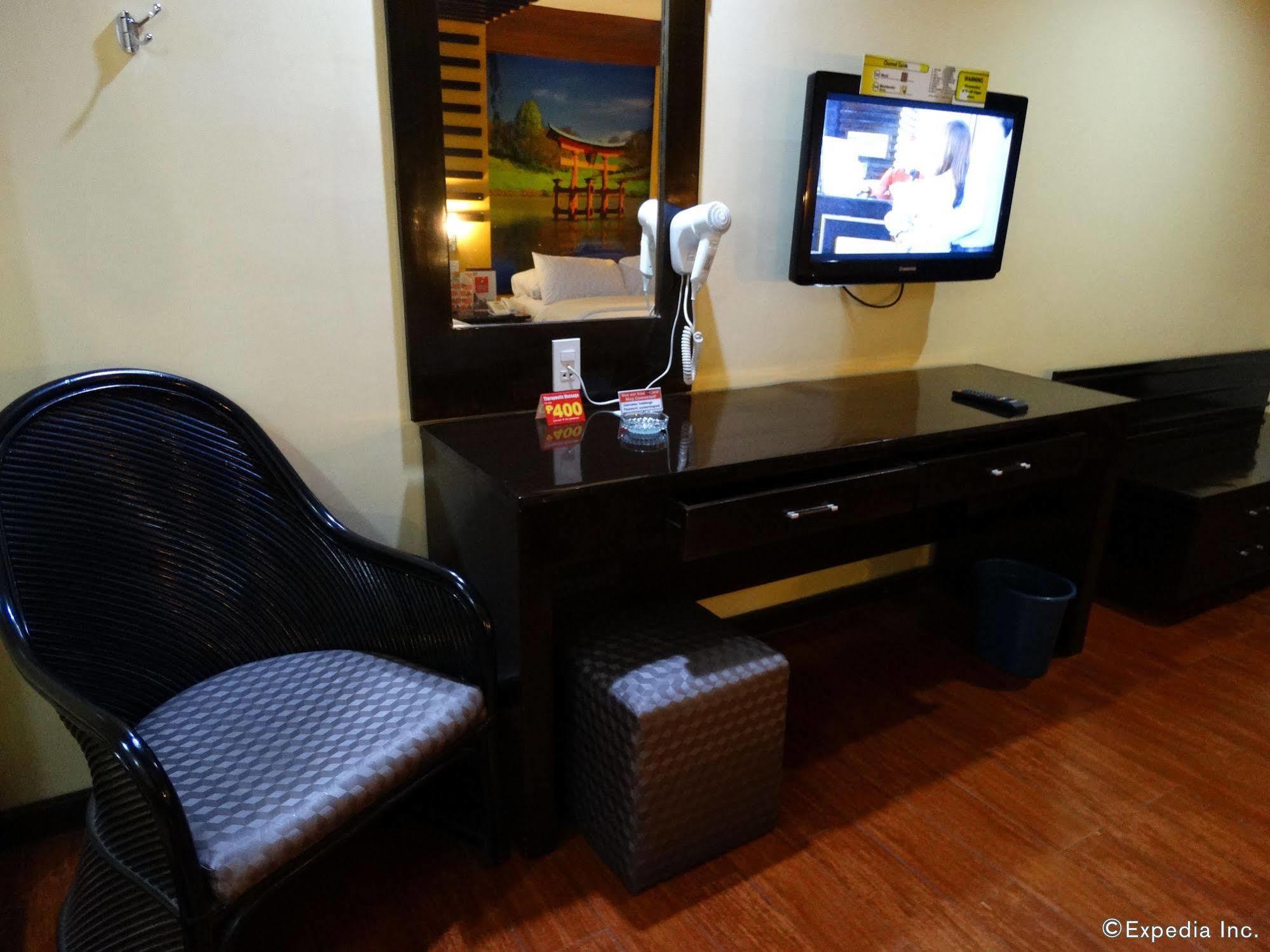 Hotel Sogo Malate Manila Esterno foto